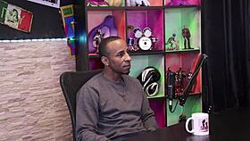 Safada Faz Um Boquete Deixando Ele Todo Excitado - Negro Top Delicia e Alice Vasconcelos