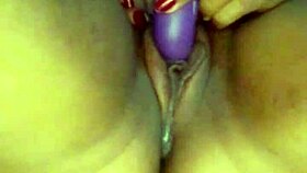 I was so horny, I squirted deliciously on my friend's bed.