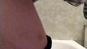 Shower Masturbate Play, But It's So Horny