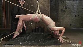 Hey, slave in back arch bondage getting candle waxed and punished 😈