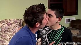 i watch horny twinks piss and ass drill