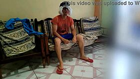 las enfermeras zorras invitan al paciente a casa para sexo.