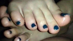 Want an ex gf barefoot footjob?
