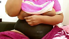 this indian lady has big boobs, she's so sexy 😍