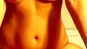 girlfriend enjoys homemade fun with me