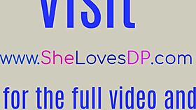 V pančuchách sexi hladná po cum slečna zadok v double penetrácii