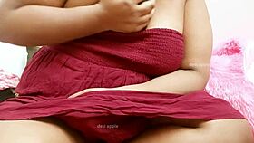 Indian Desi Aunty With Sexy Tits