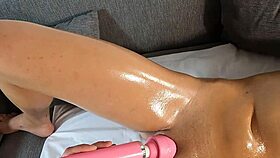 Loving this oily massage from photographer