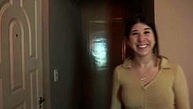 esposa chupa delivery, descubre hijastro, traga leche