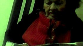 My peruvian grandmother cured my fracture with her hands and cane