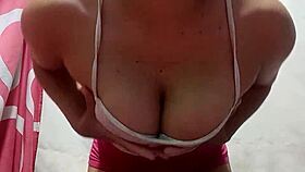 masturbating to a sexy dance