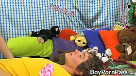 Twinks Share Lollipop Then Share Bed