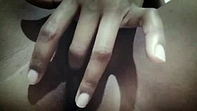 Hot Aninha Gets Horny And Invites You To Subscribe For Exclusive Content