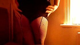 Goddess Audrey Horn twerking her divine ass for you