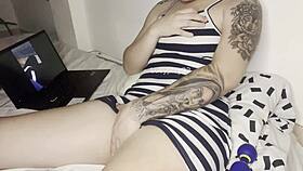 Colombian student masturbates to stranger's video online