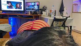 Questa troia asiatica sexy ha fatto un pompino bollente prima di una dura scopata