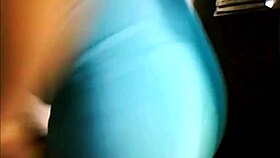 Elsa The Ice Queen Thaws in Close-Up Sex Scene