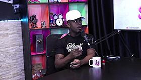 a pele do pau dele grudou na boca da mulher com aparelho e o boquete foi incrivel - jefao oficial