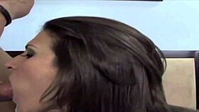 تجميع كم أوستن كينكايد الحار في HD! 😏