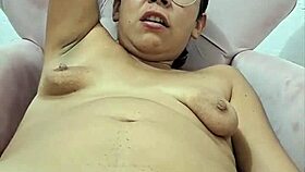 I welcom the new neighbr with latina teen pussy