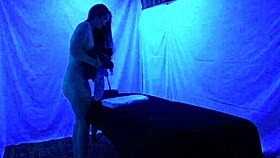 Gigi Breeze's intense blacklight massage session!