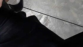 flashing at laundry mat to mature lady she looks shocked