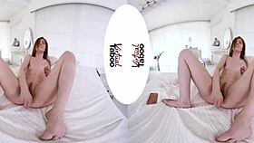 hey, jia masturbates her shaved pussy to orgasm in the bedroom 😏