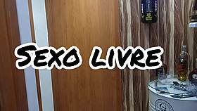 i had free sex with dj jump and lots of amateurs at the bar