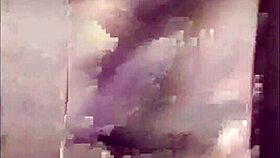 amateur spanish girlfriend in homemade video with friend