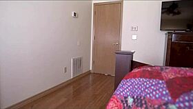 Бързо, надникни тайно докато заварените татковци са под душа! Хелена Прайс в част 1!