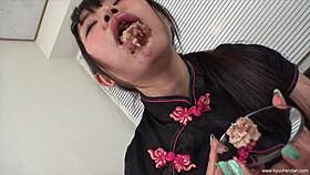 ASIAN JAPANESE COMPILATION CHEWING FETISH 01
