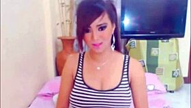 Hey, watch this shemale webcam star sucking her own huge cock solo 😍