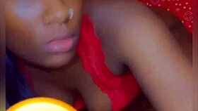 who wants to grab my ebony big ass now