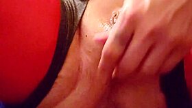 Amateur tranny explores anal with toys and dildos