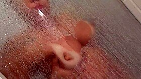 soraya carioca bathing with camera provocation