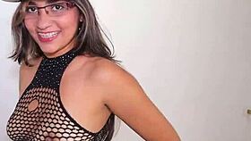 i watch dis colombian model in babydoll gettin a creampie on her big ass