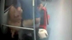 Jeg gik amok med offentlig crossdressing-sex i Santiago-metroen