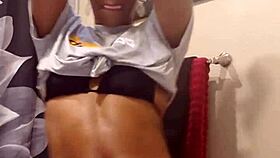 naej ae performs twerking show with three songs