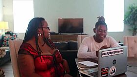 Fat bbw pornstar deeheartxxx travels on the road.