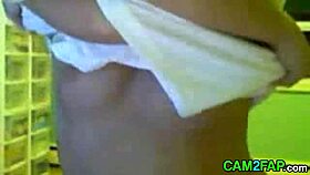 webcam girl bathing in the shower 😍