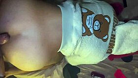 does shemale vanessa rafaella fuck bareback and cum in mouth?