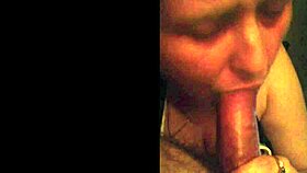 Wife sucking my big dick while I watch WWE on TV 😏🏈