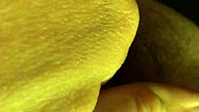 i luv masturbatin with wet toys