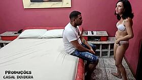 Bastidores da gravação com a baixinha safada fodendo com vários machos e ganhando muito leite.