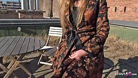 Hey, kann die heiße deutsche 18er-Teen-Model anal für Kohle in der Öffentlichkeit?