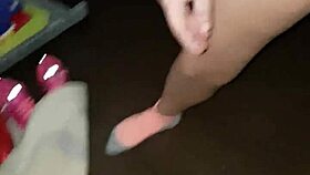 Watch this intense fingering session that leads to squirting!