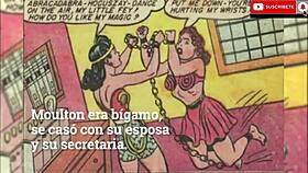 Mujer Maravilla in bondage fetish polyamory class.