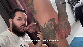 homem barbudo chupa 41 paus em mamada completa no red