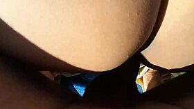 tarde en la piscina follando la mujer de mi colega sin que el esté