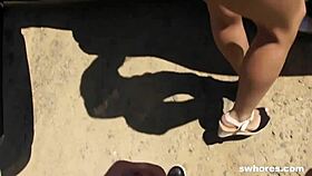 Улични курви диво яздят